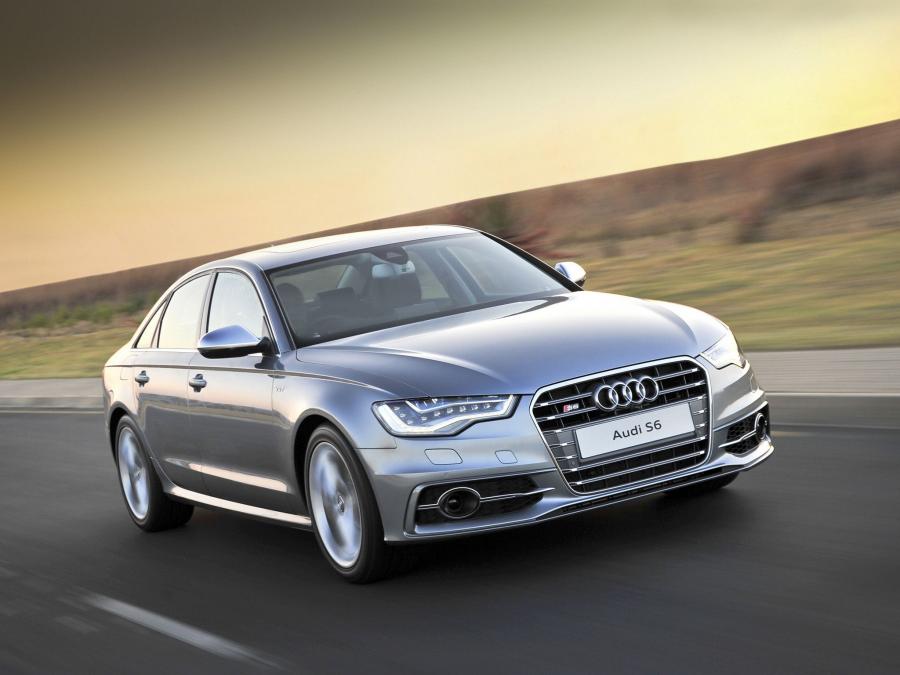  Audi S6 Sedan (4G, C7) 2012 года  (ZA) (фото 1 из 9)